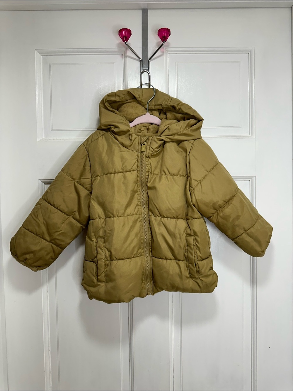 Old Navy Puffer Jacket in Woodwork Toddler Size 2T Hooded Water Resistant Tan